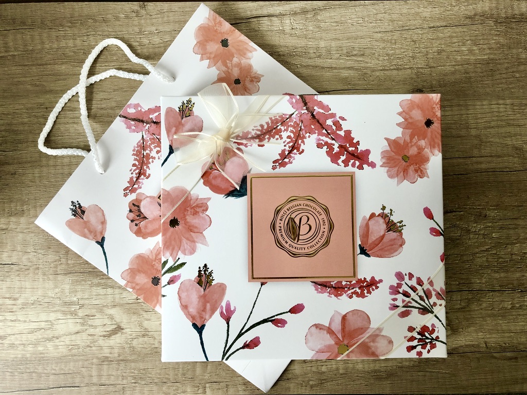 Bonboniéra Bolci - Flower Box 350g